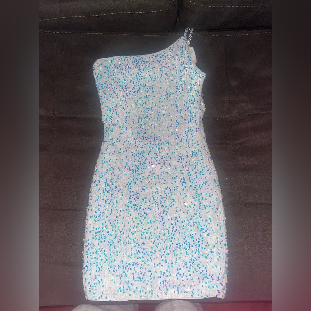 Windsor One-Shoulder Sequin Mini Dress - White and Blue